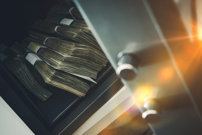 Smart Safes Smart Safes with OCS Cash Management