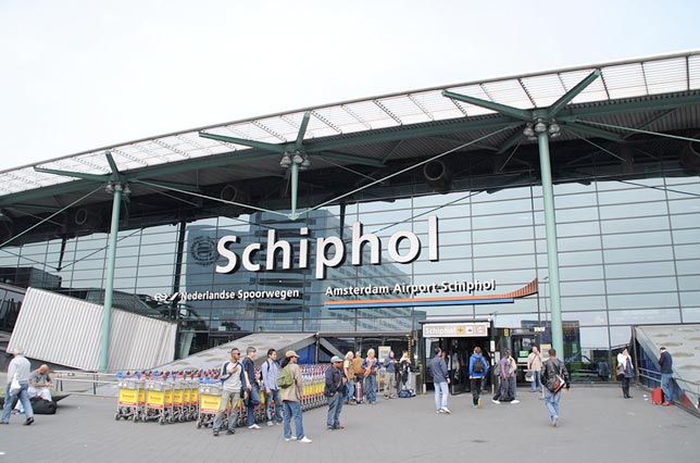 Schiphol Airport in Amsterdam Schiphol Airport in Amsterdam
